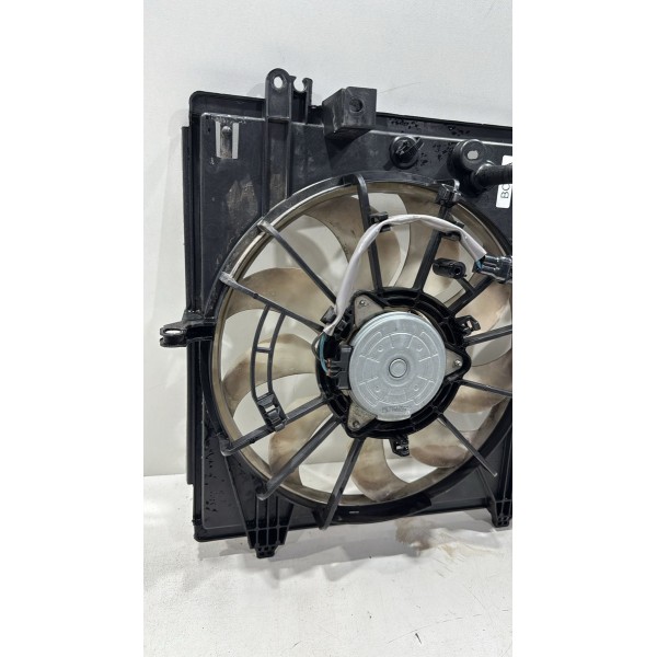 Ventoinha Defletor Mitsubishi Outlander 2016 2017 2018