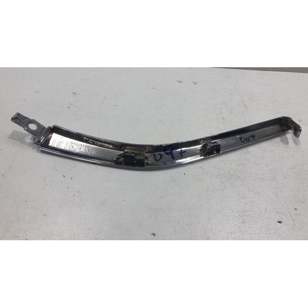 Moldura Superior Parachoque Direito Outlander 2016 Á 2019 Cromado