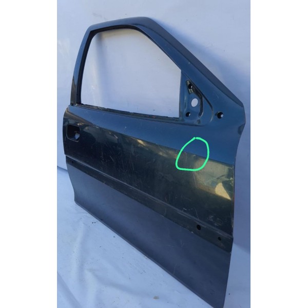 Porta Dianteira Direita Vectra 1997 1998 1999 2001 2000 2005