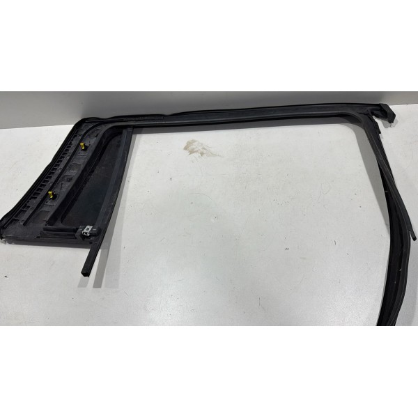 Vidro Fixo Porta Traseiro Esquerdo Jeep Commander 2021 2025