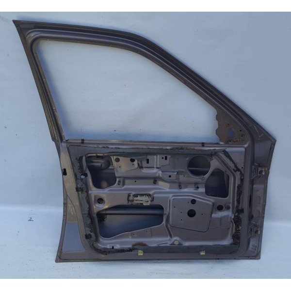 Porta Dianteira Esquerda Escort Zetec 4 Portas