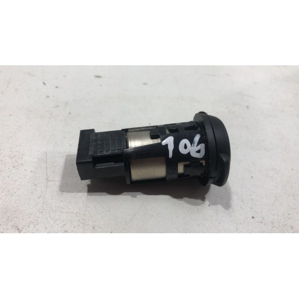 Tomada Plug 12v Peugeot 2008 2020 2021 Original Pre