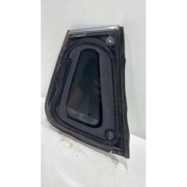 Vidro Fixo Traseiro Esquerdo Peugeot 2008 2016/2021 Original