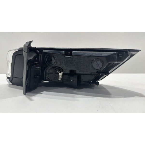 Lanterna Esquerda Canto Jeep Commander 2021 Á 2024 Original Esquerdo/motorista Cristal