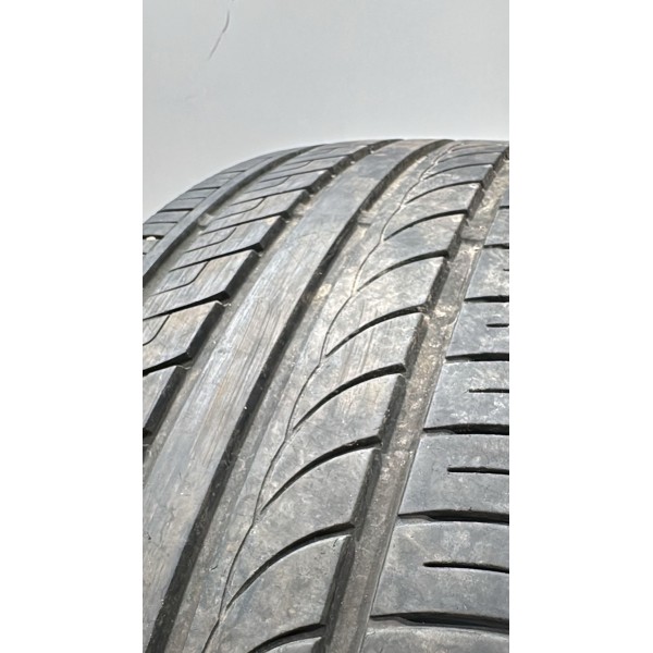 Pneu Prinx Aro 19 235/50r19 Hirace Hz1 Usado A4