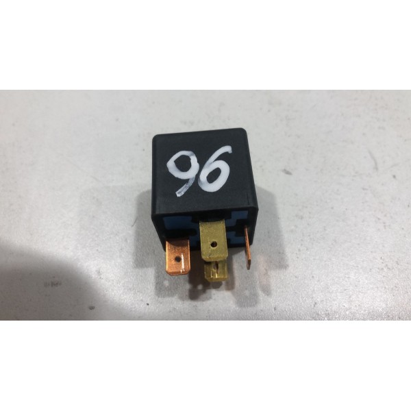 Relé Auxiliar Reversor Hyundai E Kia 391603c200 1.2v