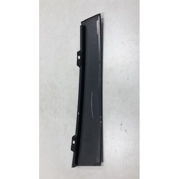 Moldura Coluna Porta Traseira Direito Jetta 2007 Á 2010