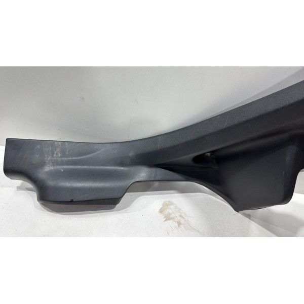 Soleira Porta Traseira Direita Peugeot 2008 2016 / 2021 Preto