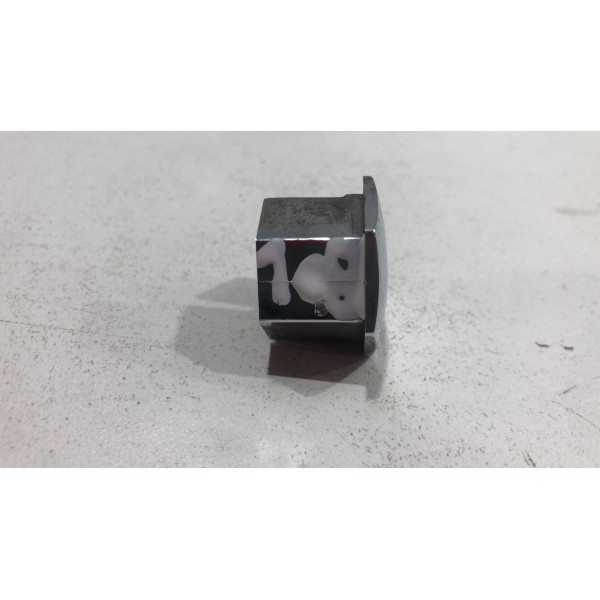 Capa Parafuso Roda Peugeot 2008 2020 2021 Original Cromado