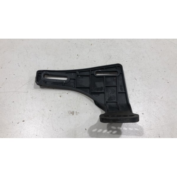 Suporte Interno Paralama Diant. Esq Peugeot 2008 2016/2021
