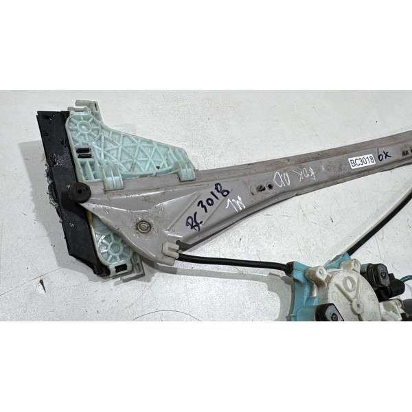 Máquina De Vidro Porta Dianteir Dir Fox Spacefox 2006 A 2022