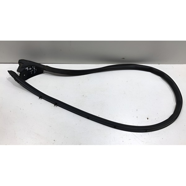 Borracha Inferior Porta Tras Dir Peugeot 2008 1.6 2020