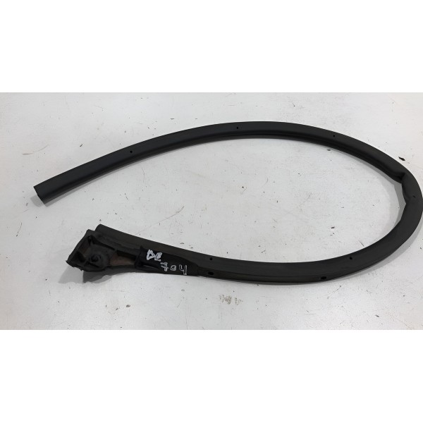 Borracha Inferior Porta Diante Esquerda Peugeot 2008 2020/21