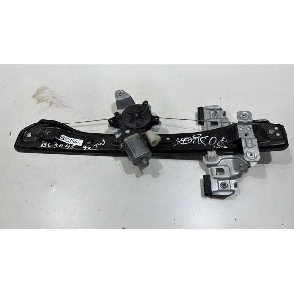 Maquina Vidro Dianteira Esquerda Chevrolet Spin 2013 2014 15