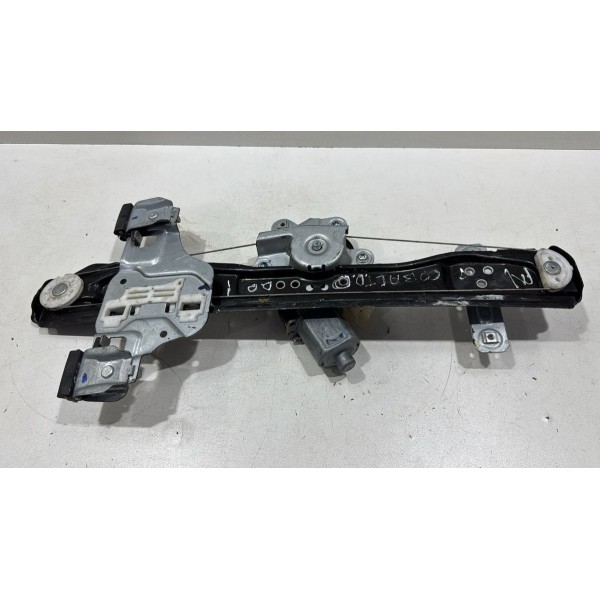 Máquina Vidro Dianteiro Direito Gm Cobalt Onix 2013 / 2015