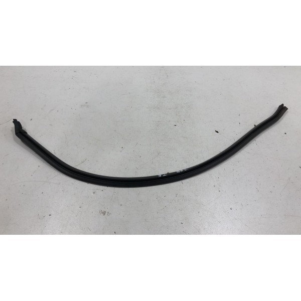 Borracha Entre Portas Traseira Esquerda Peugeot 2008 2020 21