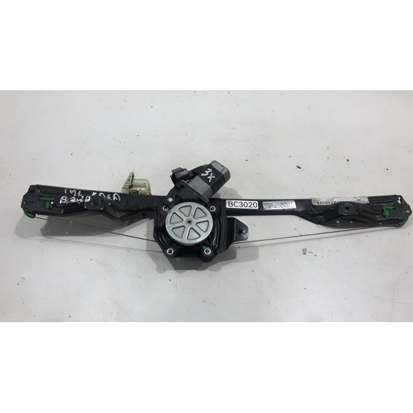 Máquina Vidro Porta Dianteira Direita Idea 2006 A 2016