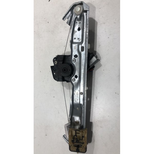 Máquina Vidro Lado Direita Fiat Strada 2021 2022 104122023