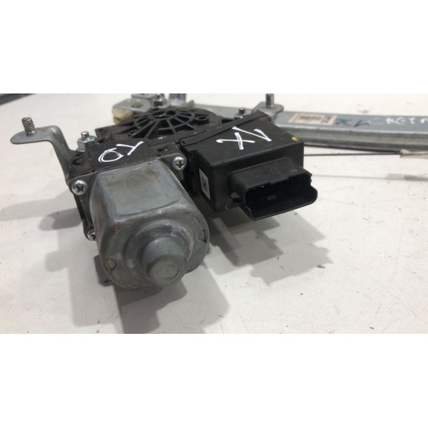 Maquina Vidro Hyundai Creta Trase Direita 17 Á 21 83402m4010 Preto