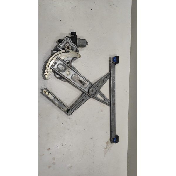 Maquina Vidro Dianteira Direita Nissan Versa 2015 Á 2019