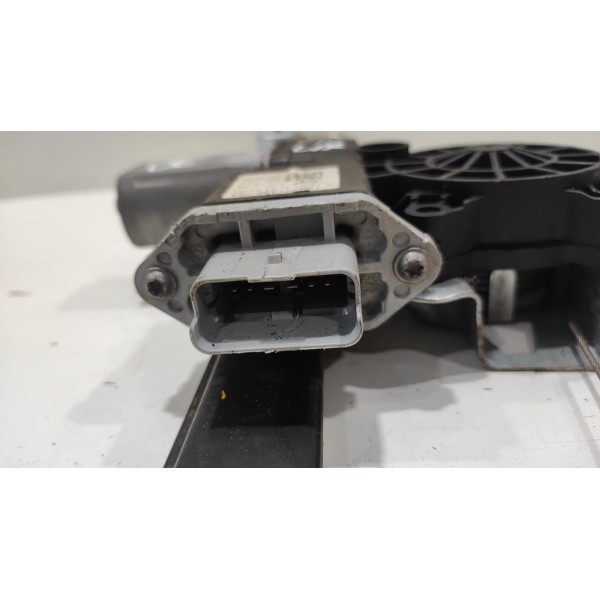 Máquina Vidro Dianteira Esquerda Sandero  Logan 2014 Á 2020