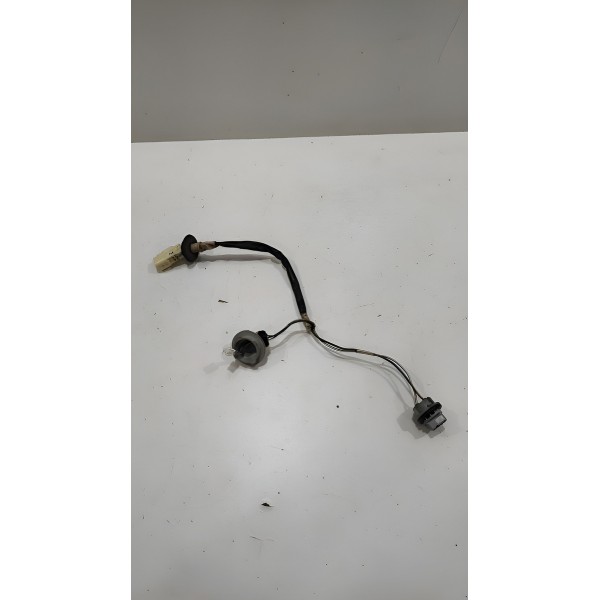 Chicote Lanterna Traseira De Led Outlander 2016 Original Ambos Lados Vermelho