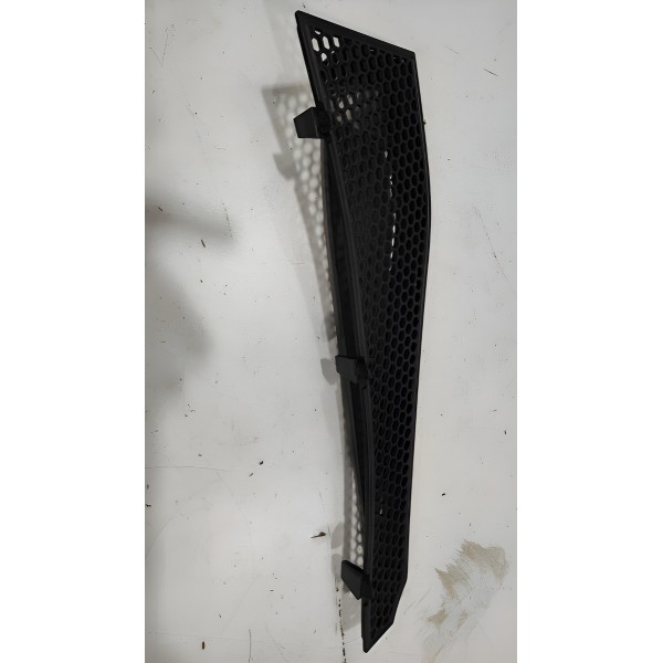 Acabamento Da Grade Churrasqueira Direita Peugeot 2008 2021 Preto Fosco