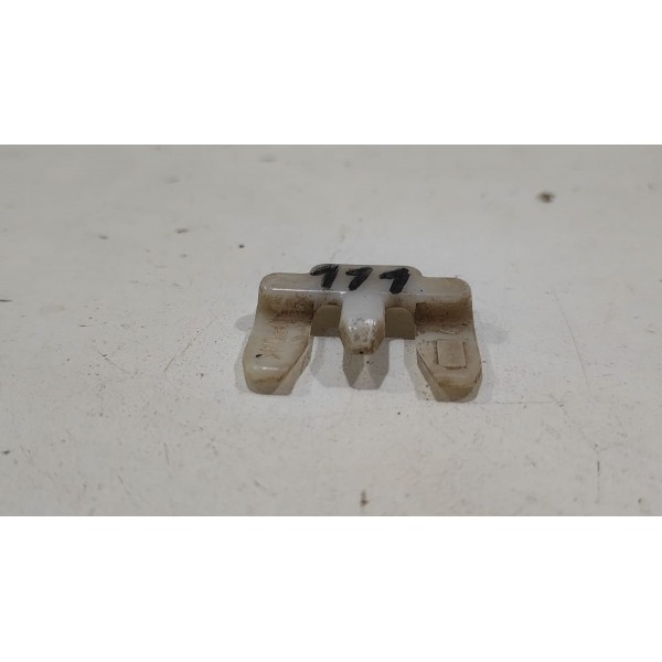 Trava Presilha Parachoque Mitsubishi Outlander 2016 Á 2019