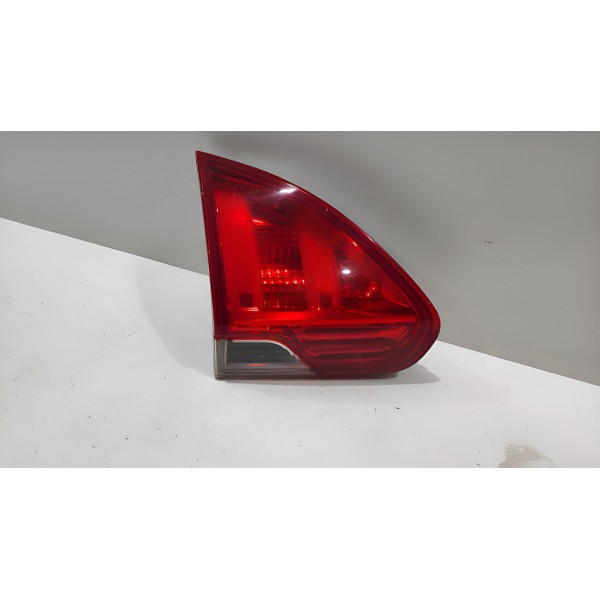 Lanterna Esquerda Tampa Traseira Peugeot 2008 2020 2021 Esquerdo/motorista Vermelho