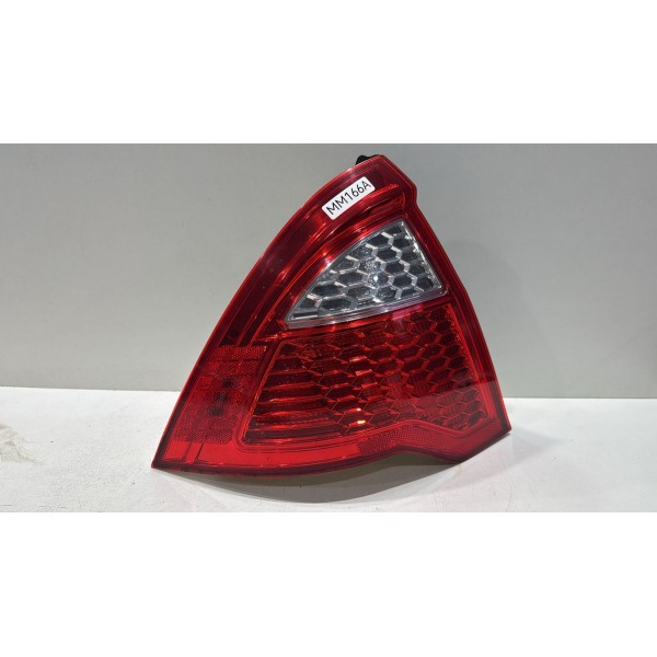 Lanterna Traseira Esquerda Ford Fusion 2010 2011 2012 Esquerdo/motorista Vermelha