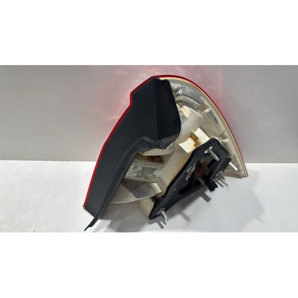 Lanterna Traseira Esquerda Ford Fusion 2010 2011 2012 Esquerdo/motorista Vermelha