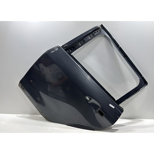 Porta Traseira Esquerda Peugeot 2008 2015 A 2021 (detalhe) Traseira Esquerdo Grafite