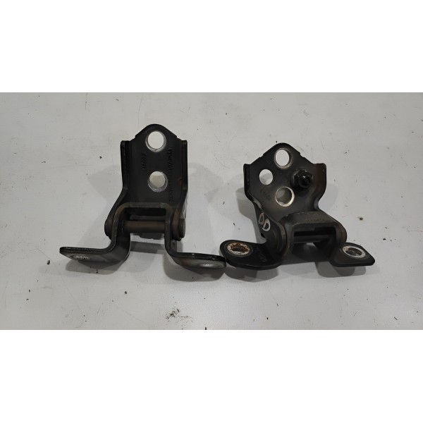 Dobradiça Porta Dianteira Direita Peugeot 2008 2017/2021