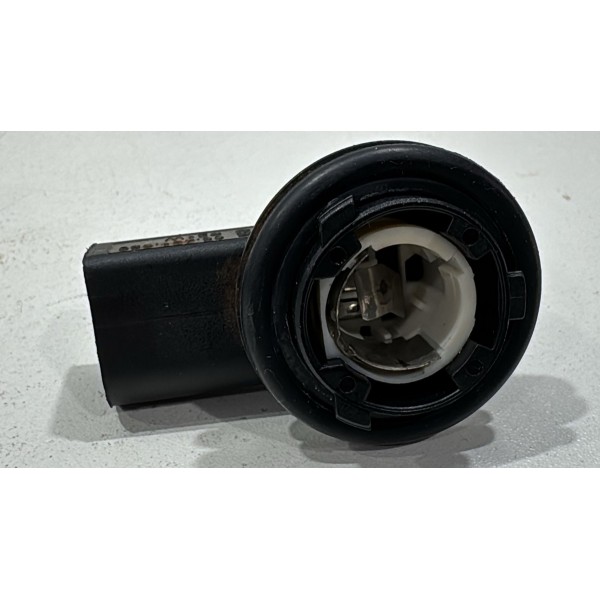 Soquete Lanterna Parachoque Traseiro Gm Onix 2013 Á 2019