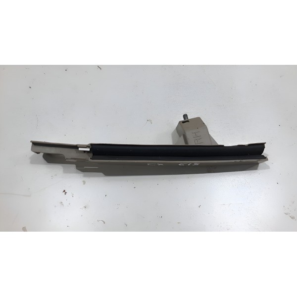 Guia Vidro Porta Traseira Direita Hyundai Hb20 2020 A 2022 Marrom-claro