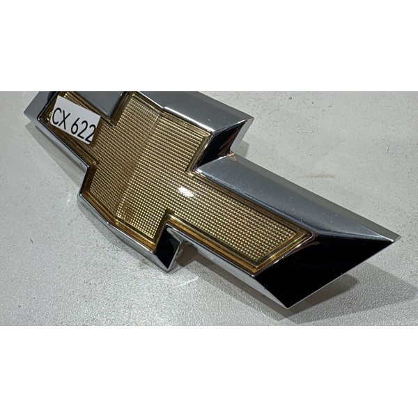 Emblema Grade Chevrolet Onix 2013 Á 2018 Cromado