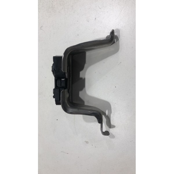 Trava Fechadura Banco Direito Toyota Yaris 2023 2024 Orig.