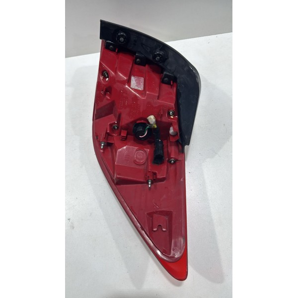 Lanterna Traseira Esquerda Sportage 2011 A 2016 (detalhes) Esquerdo/motorista Vermelho