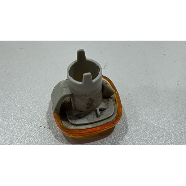 Pisca Paralama Audi A3 A4 97 98 99 00 Ambar Preto