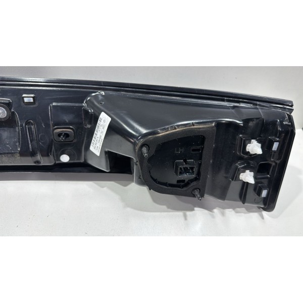 Lanterna Central Traseira Aplique Nivus 2020 2024 Original Direito/passageiro Cinza-escuro