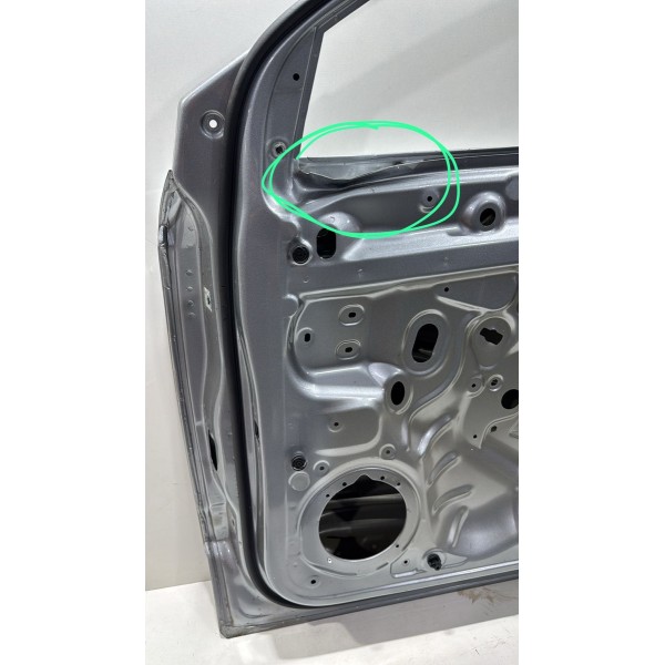 Porta Dianteira Direita Taos Usada Original  Detalhes Cinza Dianteira Dianteiro