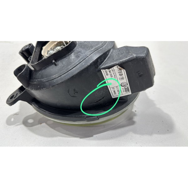 Farol Milha Esquerdo Saveiro Cross G5 G6 5z0941205 C/ Avaria - Preto