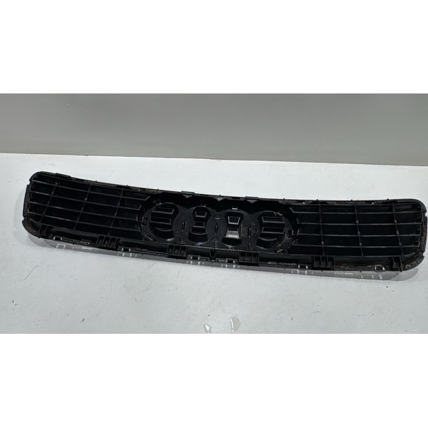 Grade Frontal Audi A4 1995 1998 8d0853651j Preto Fosco