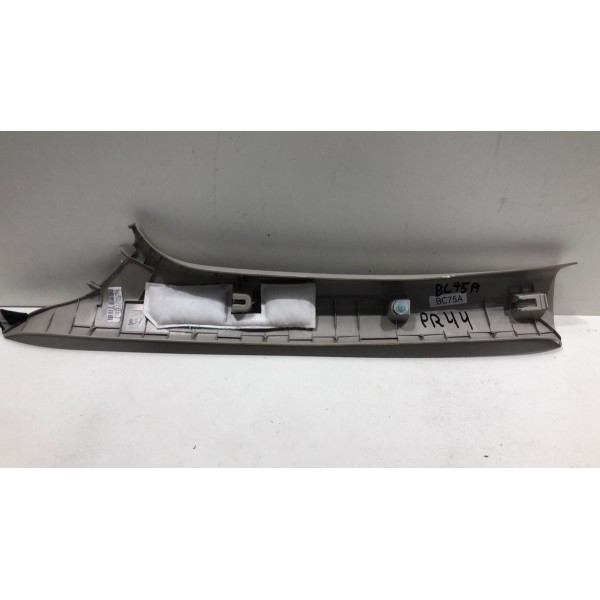 Moldura Coluna Direita Parabrisa Hrv 2017/2020 84101t7t