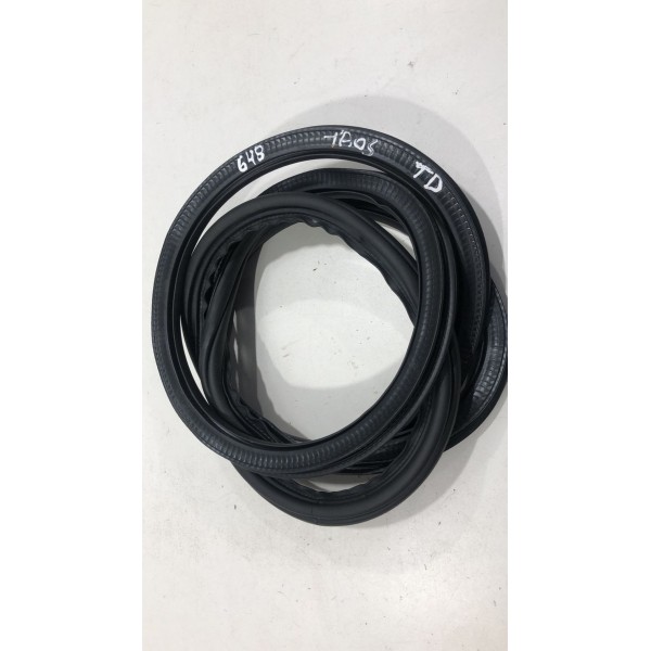 Borracha Vedação Porta Traseira Direita Vw Taos 2021/2024