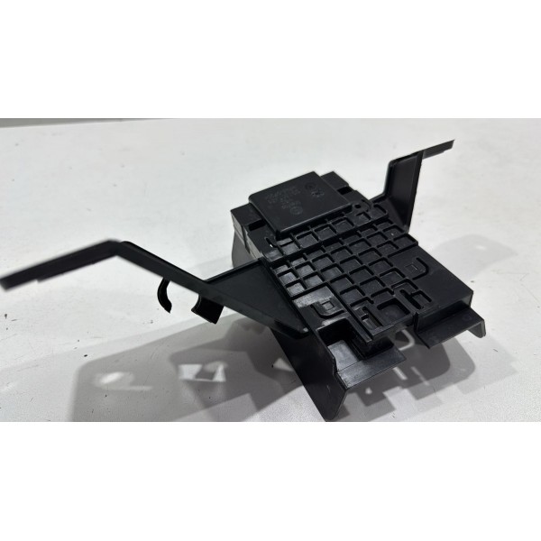 Suporte Sensor Ponto Cego Vw Taos Direito Traseiro Preto