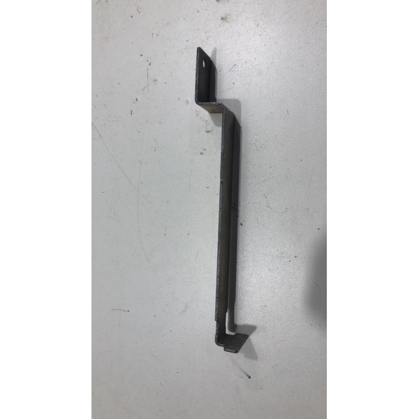 Suporte Bateria Vw Taos 2022 Á 2025 5wa915313b