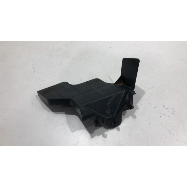 Guia Parachoque Dianteiro Direito Toyota Hilux 2005 Á 2015