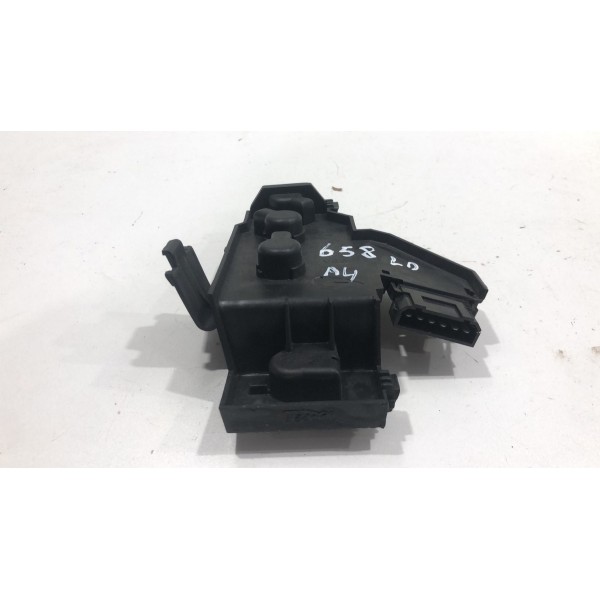 Circuito Soquete Lanterna Direita Audi A4 1995 A 1999 Direito/passageiro Preto