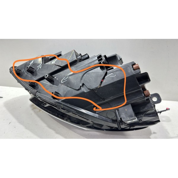 Farol  Direito Led Jeep Compass 1.3  2021/2024 Avaria P/peça Direito/passageiro